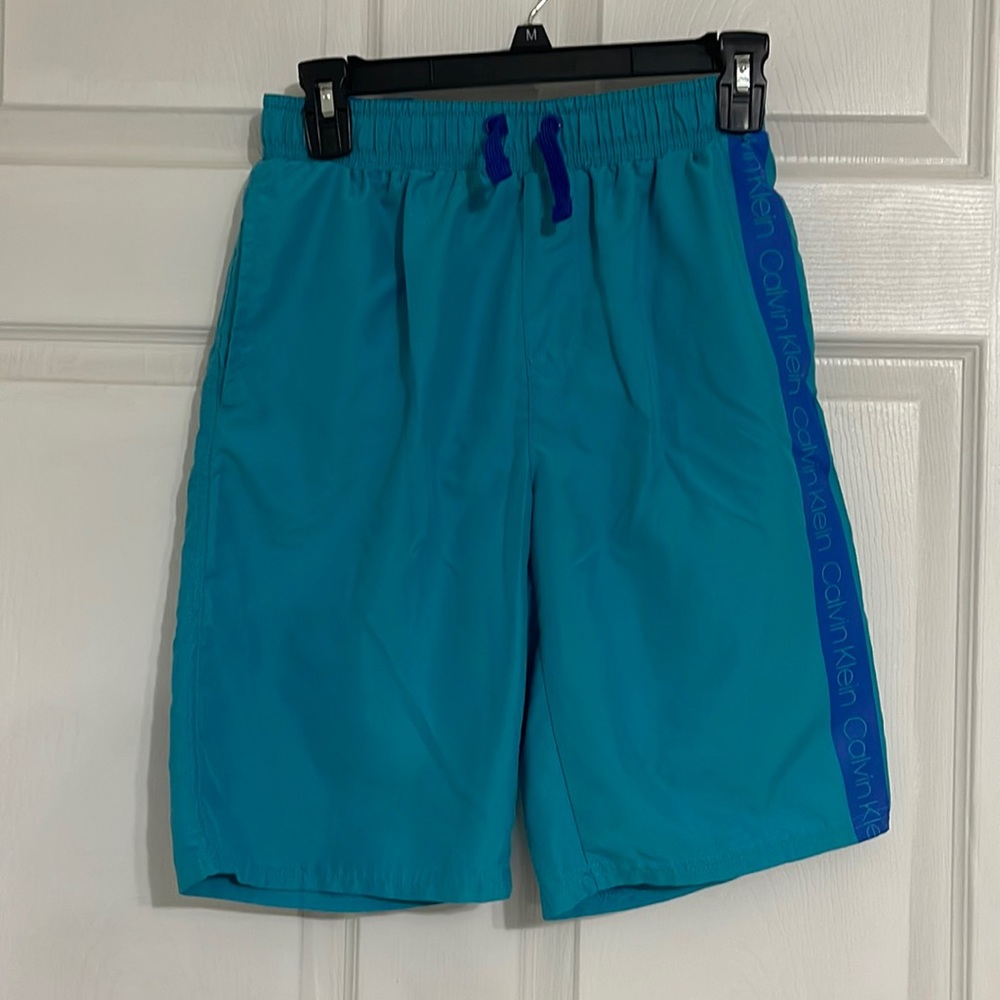 EUC!! Calvin Klein Swimwear boys shorts. Size L/G (14-16)